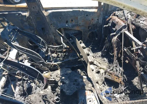 2017 Ford Edge Titanium z USA, uszkodzony, nr VIN 2FMPK3K89HBB08717